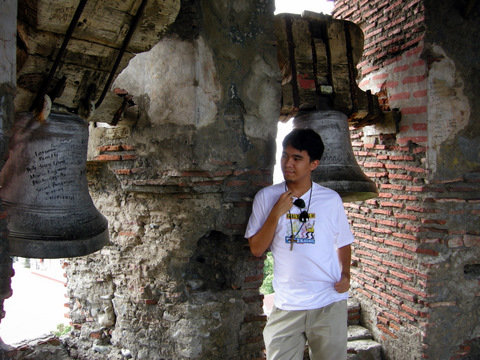 Carlo atop the Bantay Bell Tower, December, 2007